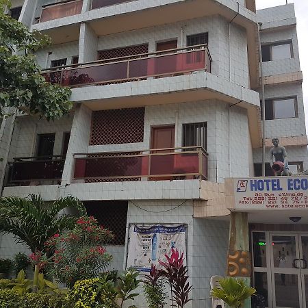 Hotel Ecole Avenida Lomé Exteriér fotografie