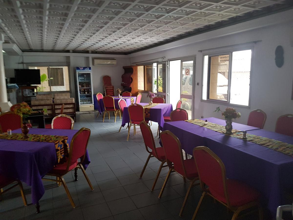 Hotel Ecole Avenida Lomé Exteriér fotografie